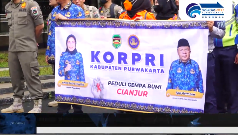 BUPATI PURWAKARTA TEMUI WARGA CIANJUR DAN BERIKAN RIBUAN PAKET LOGISTIK