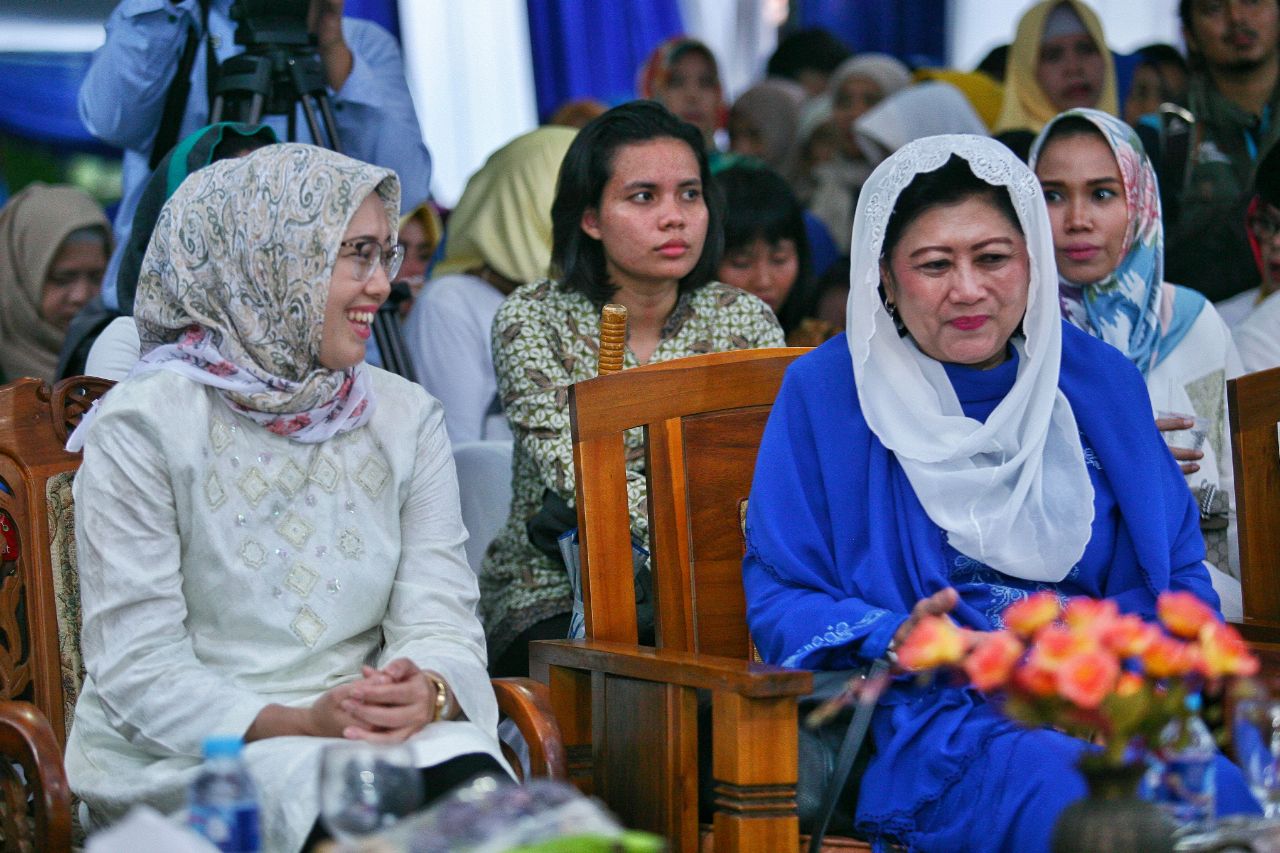 Bupati Anne Sebut Almarhumah Ibu Ani Bersahaja dan Dekat Dengan Rakyat