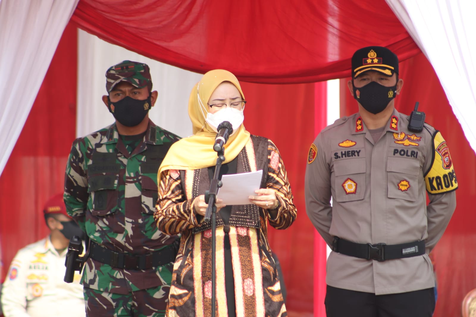 Bupati Purwakarta Pimpin Gelar Pasukan Pengamanan Pilkades