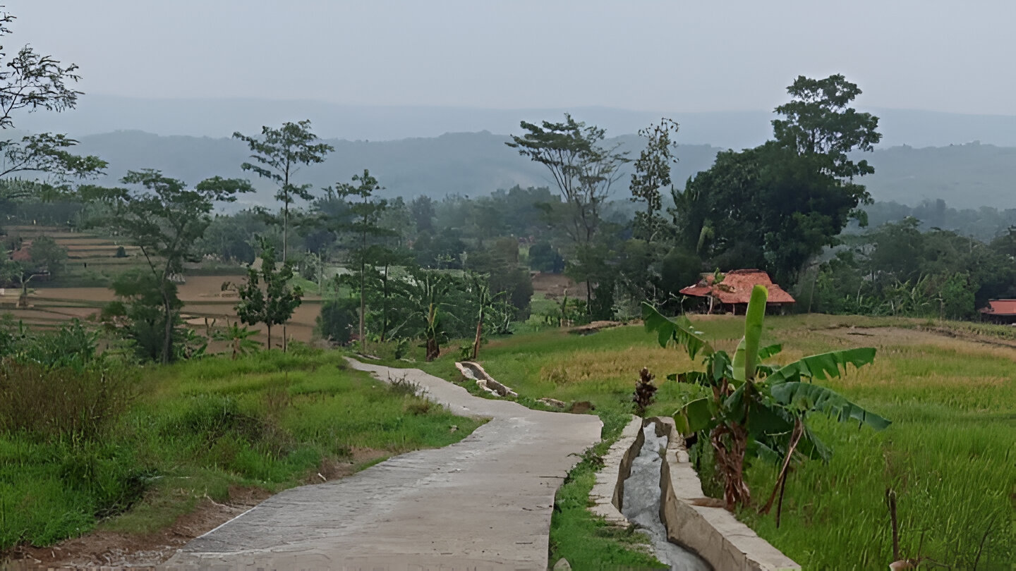 Jalan Usaha Tani dan Upaya Peningkatan Ketahanan Pangan di Purwakarta