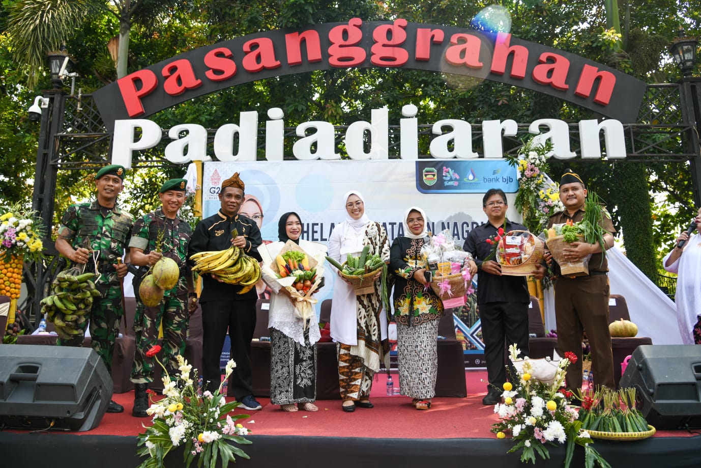 Helaran Tatanen Nagri, Dedikasi Petani untuk Purwakarta Istimewa
