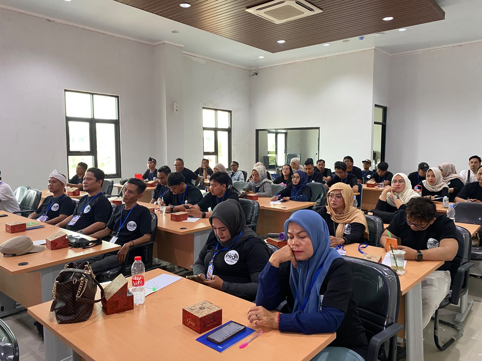 Diskominfo Purwakarta Gelar Bimtek Penulisan Naskah Berita, Libatkan 60 Peserta dari Tim Peliputan dan KIM