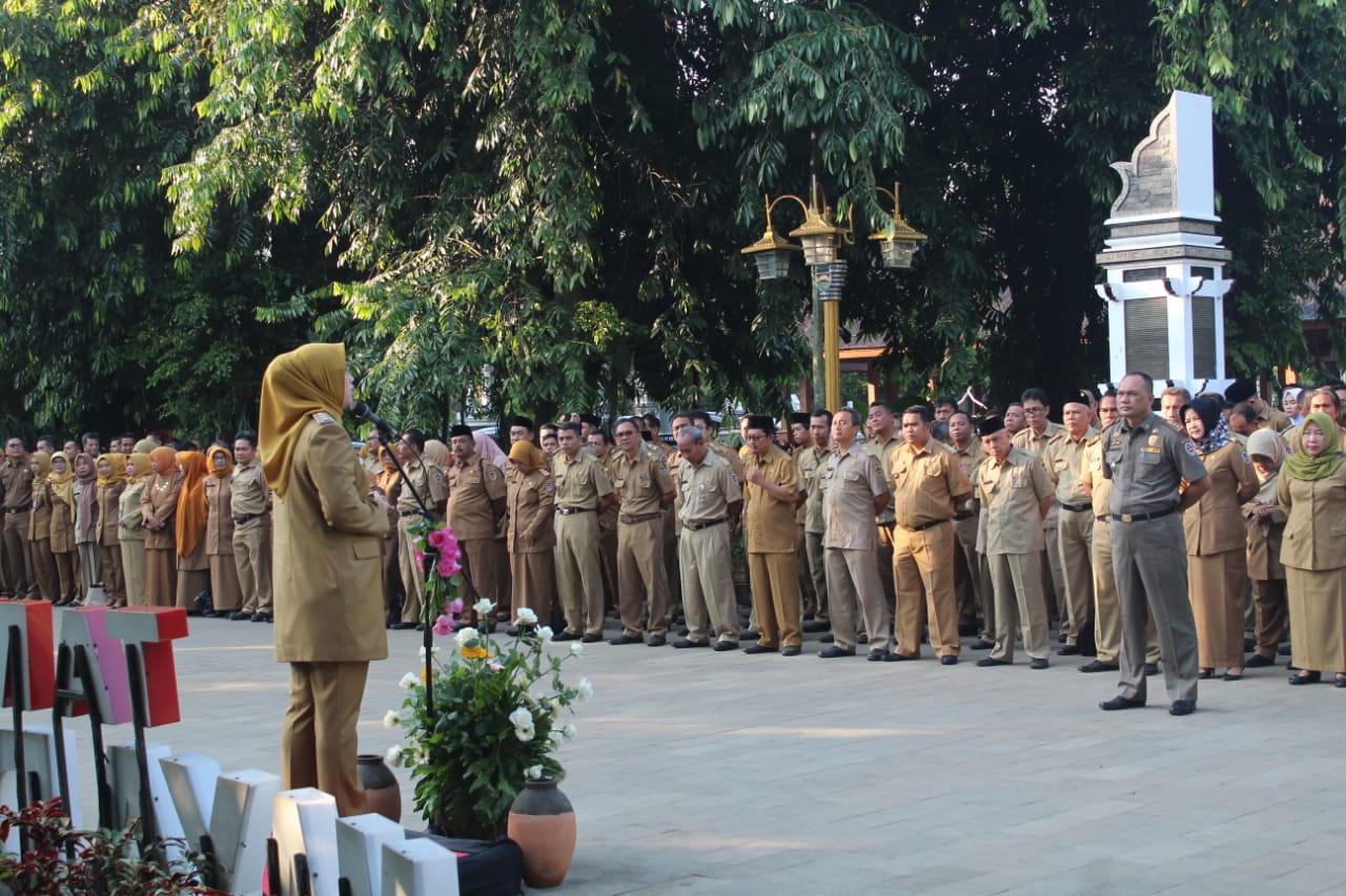 Bupati Anne Sanksi ASN Yang Bolos Kerja Dengan Potong TKD