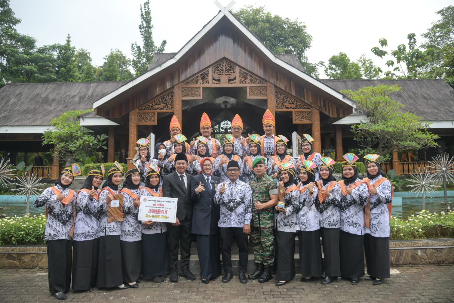 Guru, Pendidikan dan Modal Utama Wujudkan Generasi Emas