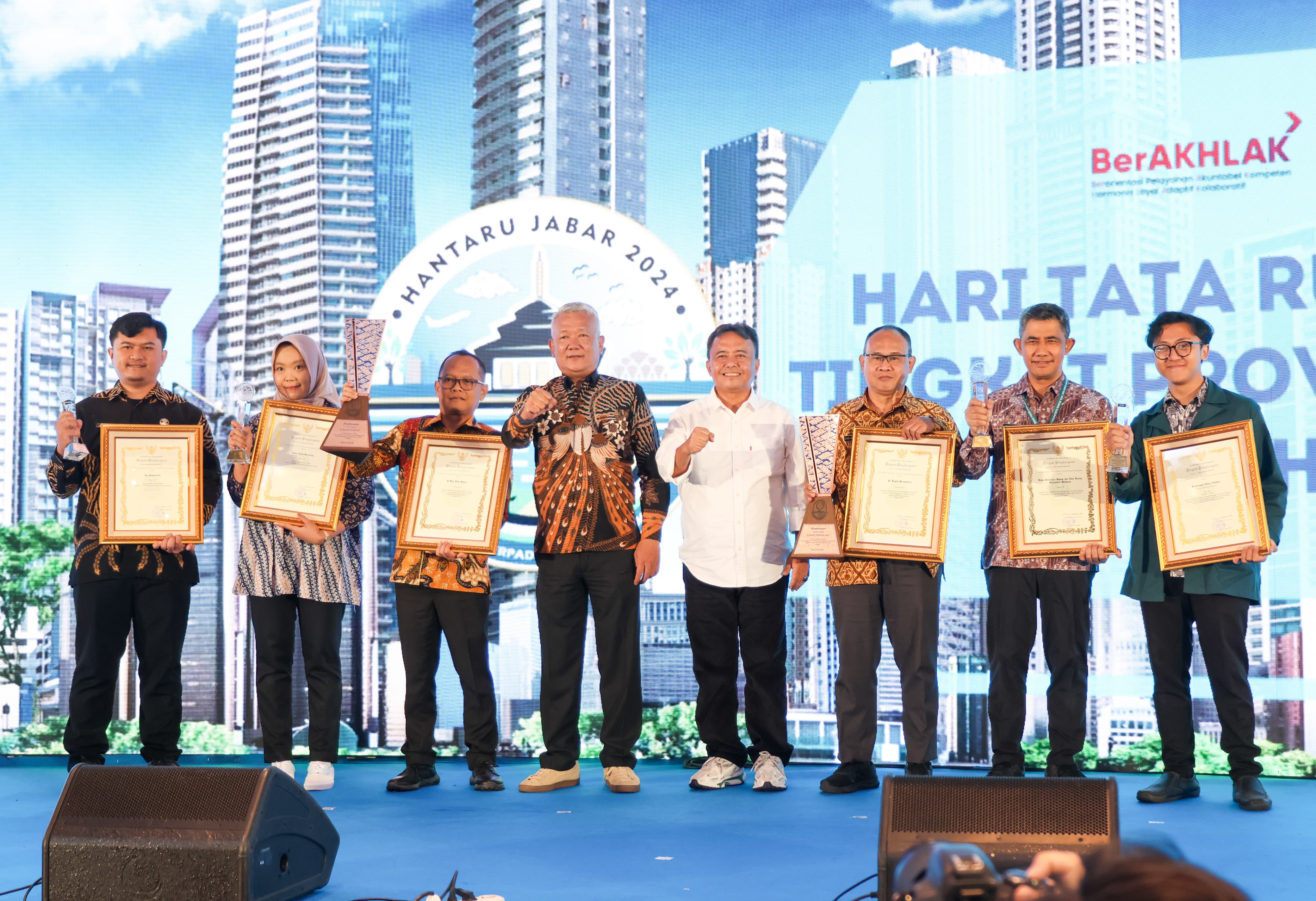 Pemkab Purwakarta Raih Penghargaan Kinerja Penyelenggaraan Penataan Ruang