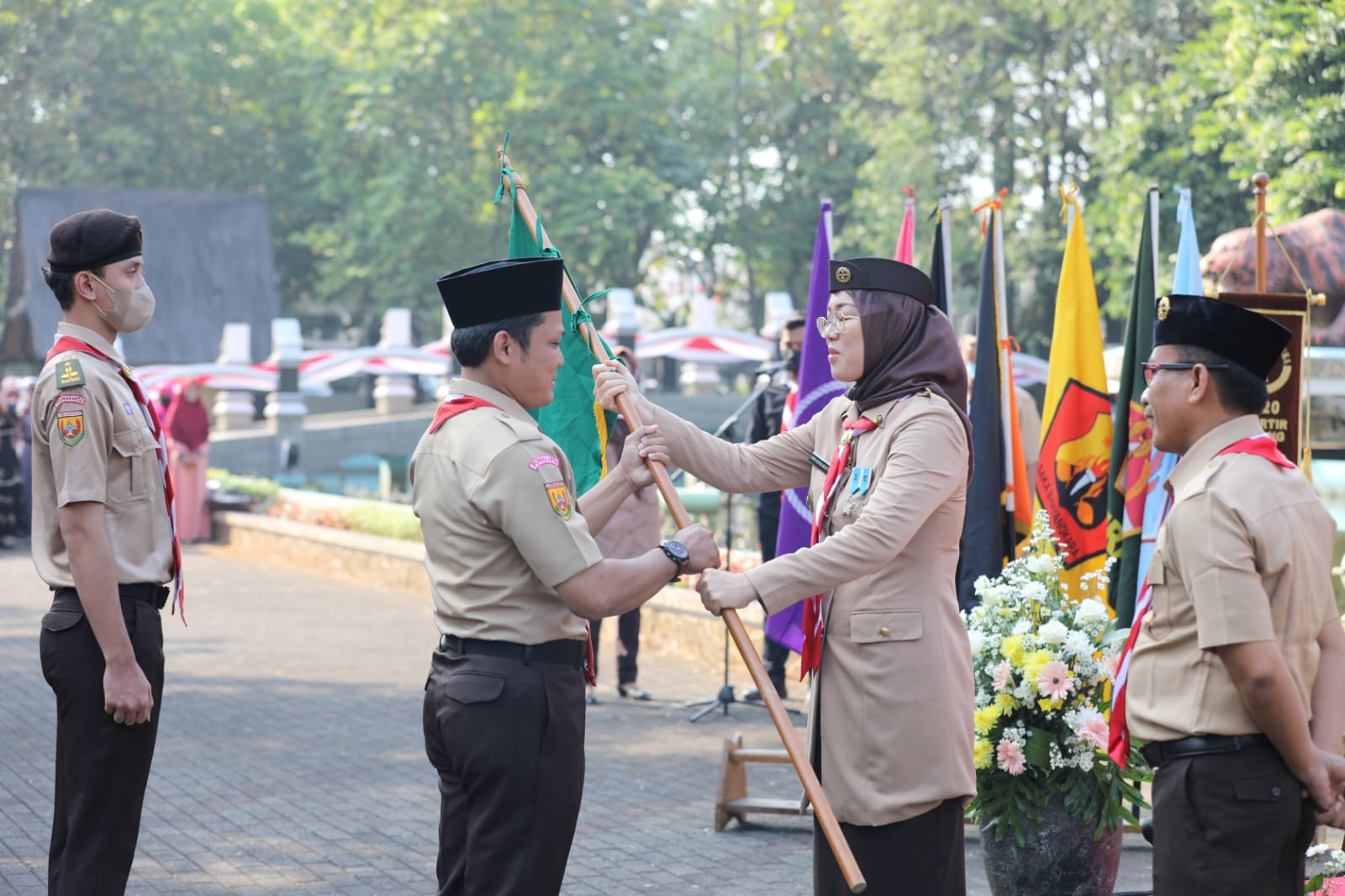 Bupati Purwakarta Kukuhkan Pramuka Garuda dan Lepas Peserta Jambore Nasional