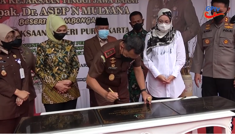 KAJATI JABAR RESMIKAN BERBAGAI FASILITAS HASIL SINERGI KAJARI DAN PEMDA PURWAKARTA.