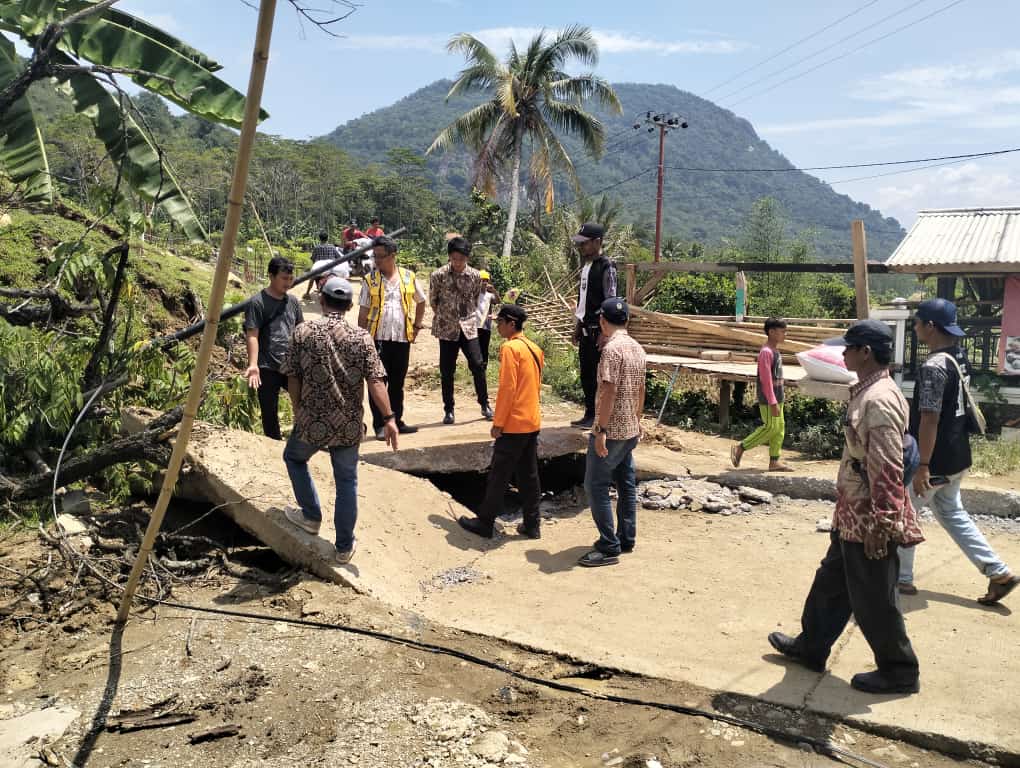 BPBD Purwakarta Assessment Lokasi Pergerakan Tanah di Kecamatan Sukatani