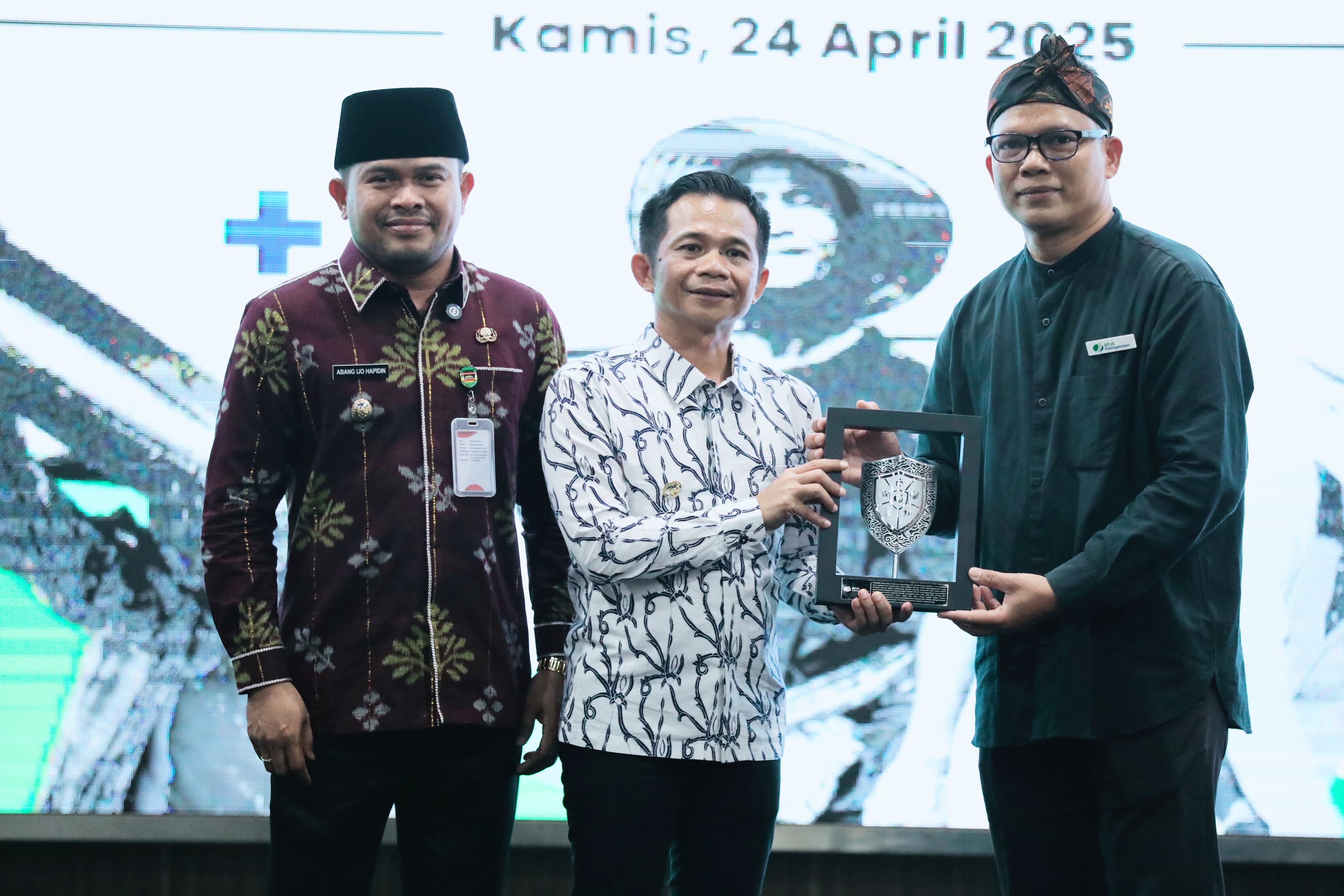 Kick Off UCJ di Purwakarta, Om Zein Lindungi Ribuan Petani dan Penyuluh Keagamaan dengan BPJS Ketenagakerjaan