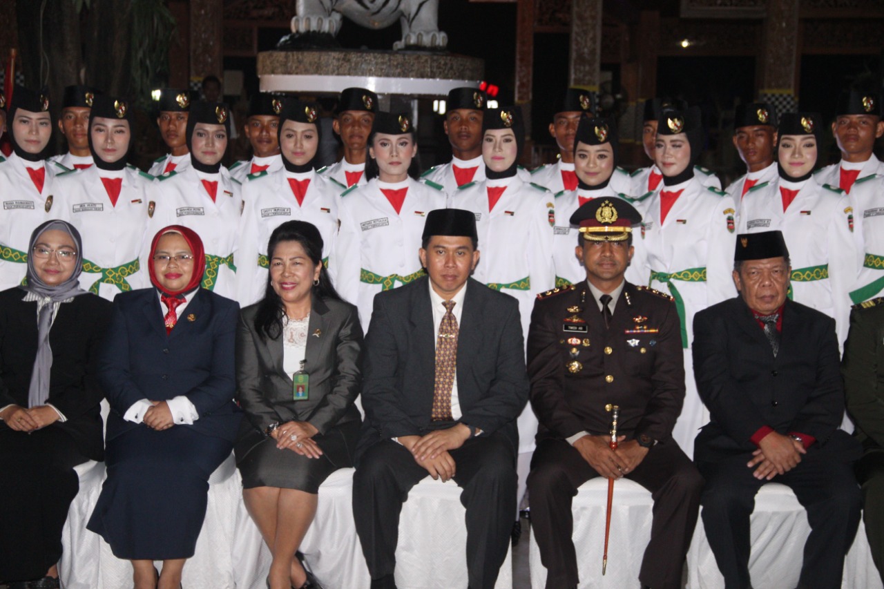 KEGIATAN PENGUKUHAN PASKIBRAKA TAHUN 2018 DI KABUPATEN PURWAKARTA