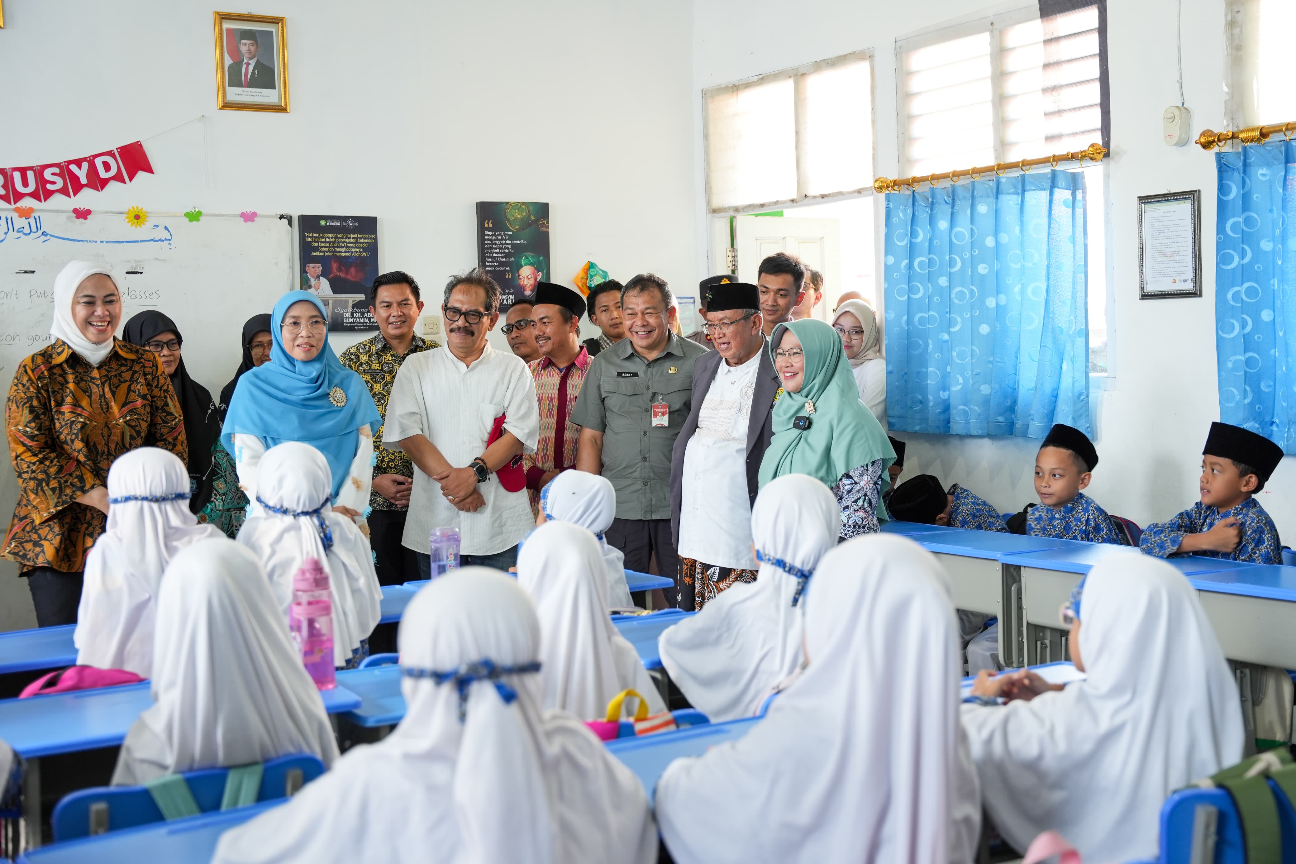 Kunjungi Al-Muhajirin, BAM DPR-RI Apresiasi Pelaksanaan Program MBG di Purwakarta