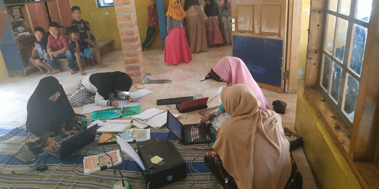 Bantu KBM Daring, Diskominfo Purwakarta Terjunkan Unit Layanan Internet Bergerak