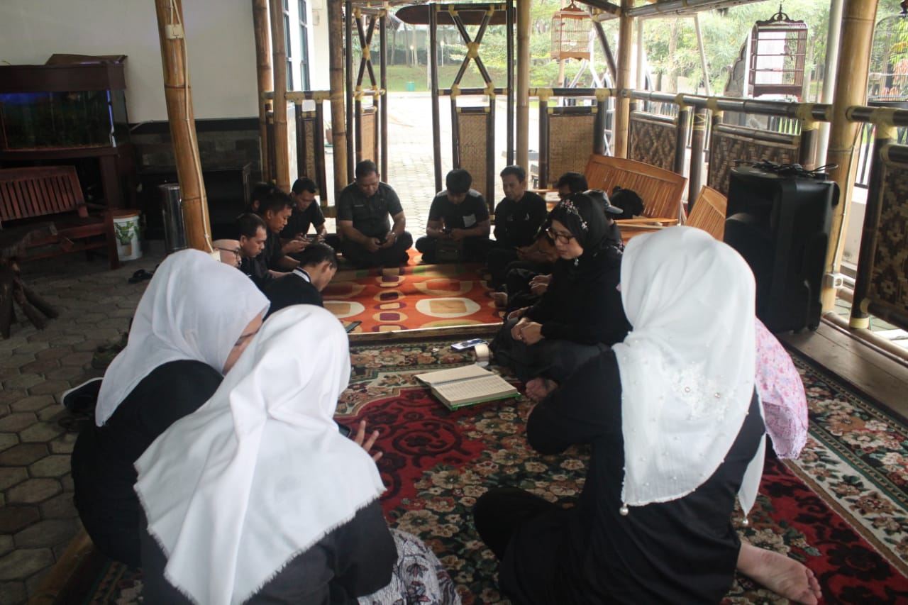 Sebelum Bekerja ASN di Purwakarta Isi Bulan Ramadhan Dengan Bertadarus Bersama