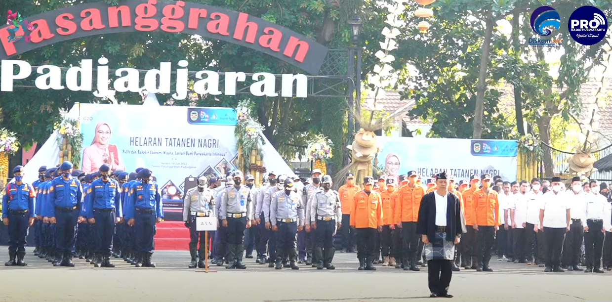 UPACARA PERINGATAN HARI JADI PURWAKARTA KE-191 DAN KABUPATEN KE-54 HELARAN TATANEN NAGRI