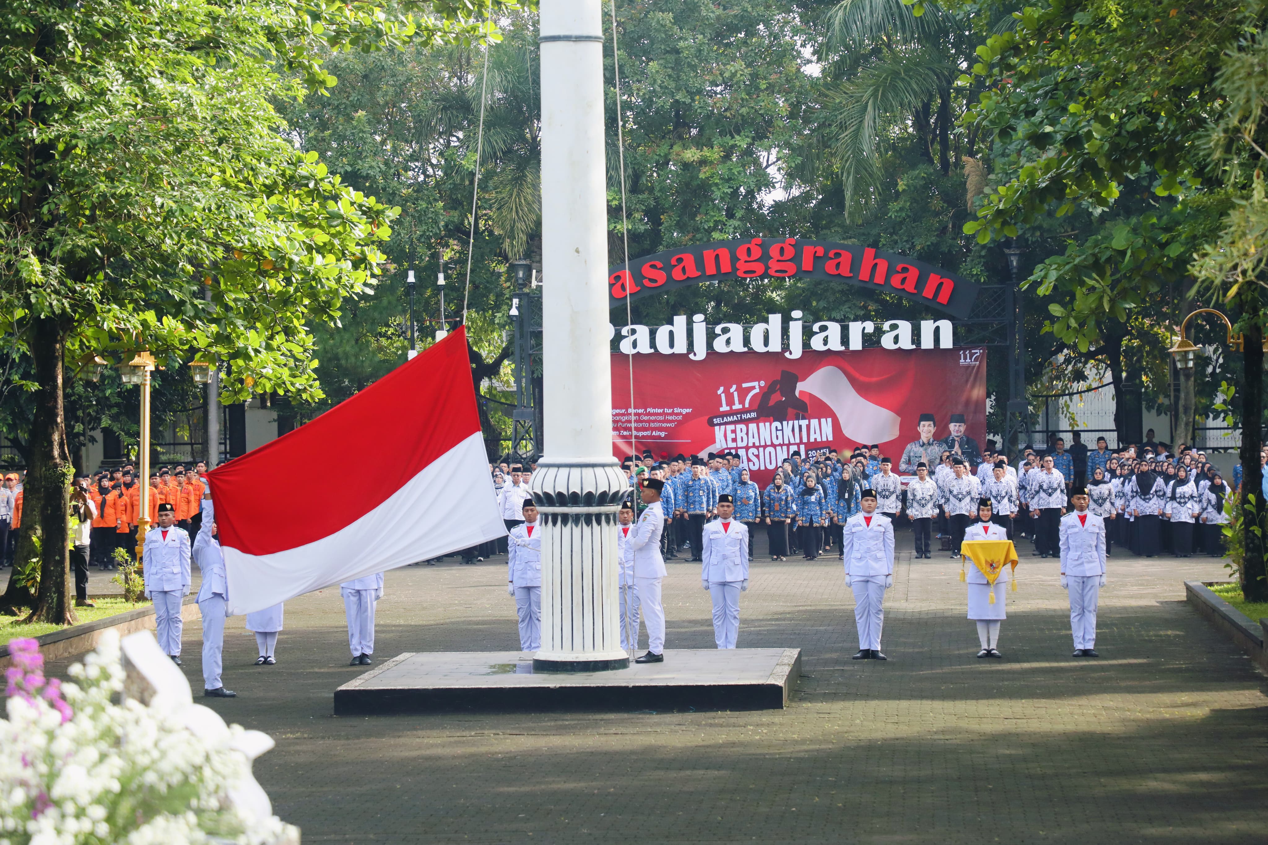 Harkitnas ke-117: Bangkit untuk Indonesia Emas