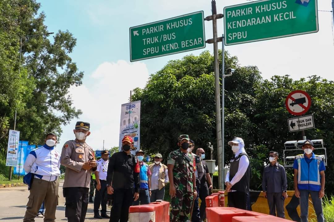 Liburan Lebaran, Ratusan Ribu Pelancong Kunjungi Destinasi Wisata di Purwakarta