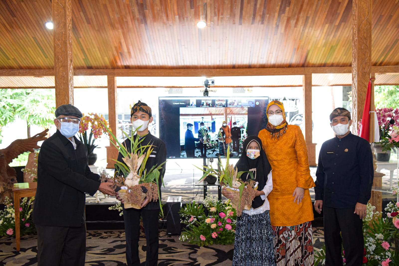 Tatanen di Bale Atikan Proyeksi Tata Kelola Kemandirian Pangan di Purwakarta