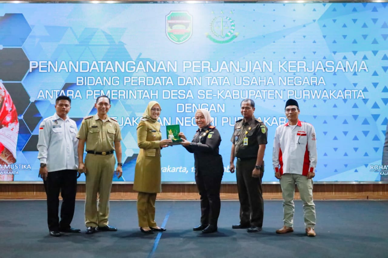 Pendampingan Hukum Bidang Datun, Puluhan Kades MoU dengan Kejari Purwakarta