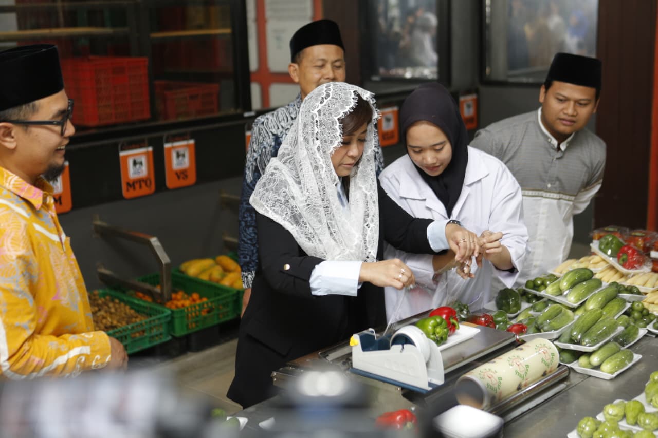 Menkomdigi: Digitalisasi Pastikan Program MBG Efisien dan Tepat Sasaran