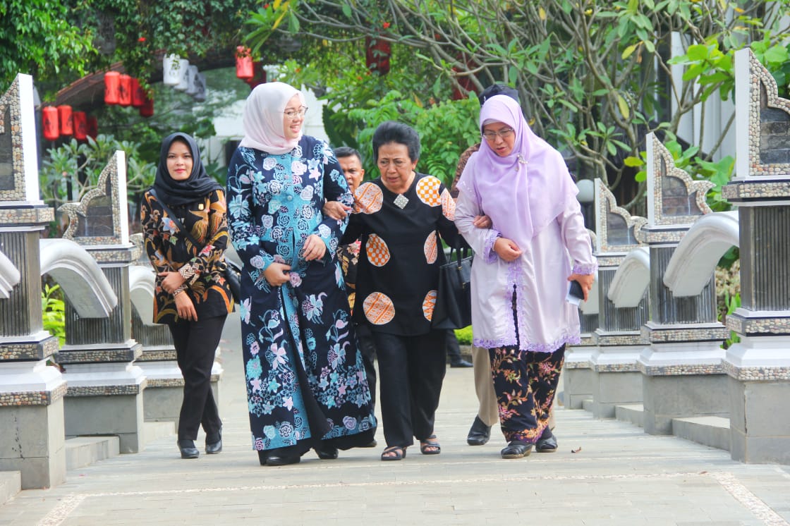 Pantau Persiapan UNBK di Purwakarta, Bupati Anne Terima Kunjungan Anggota Komisi X DPR RI