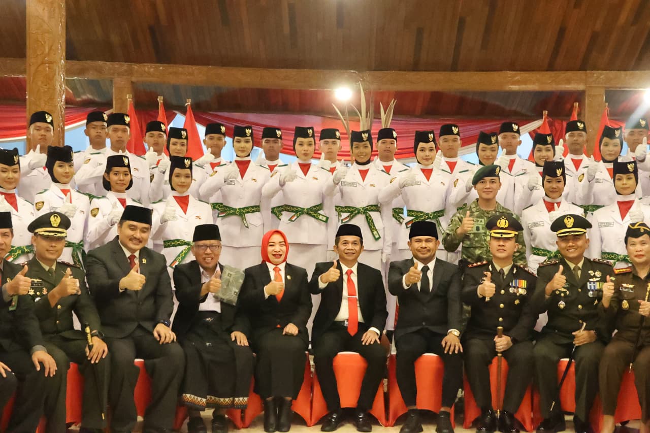Paskibraka Purwakarta 2025 Resmi Dikukuhkan: Siap Kibarkan Merah Putih di Hari Kemerdekaan