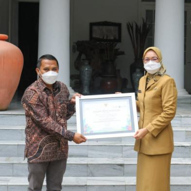 Kampung Tajur Raih Penghargaan Juara Desa Wisata dari Kemenkraf