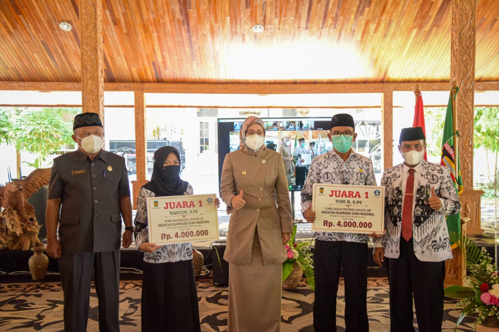 Inagurasi Hari Guru, Disdik Purwakarta Wujudkan Merdeka Belajar