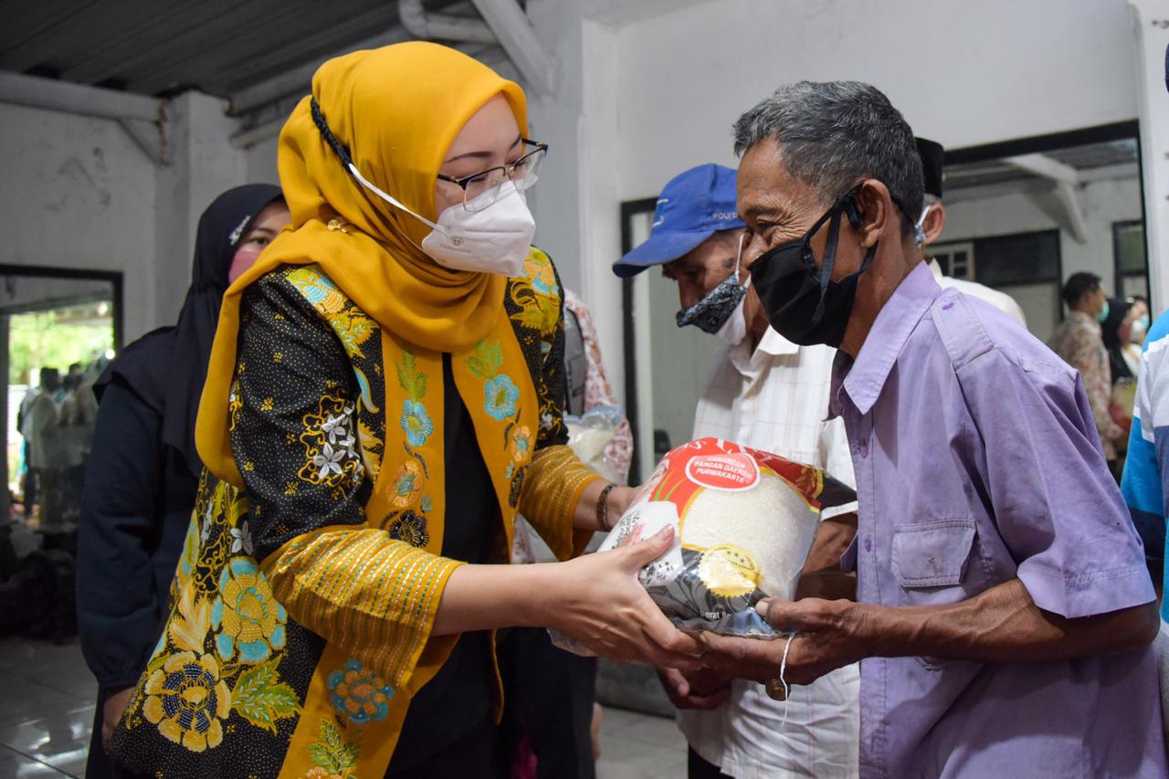 Siap Divaksin Pertama, Ambu Anne: Masyarakat Jangan Takut Divaksin