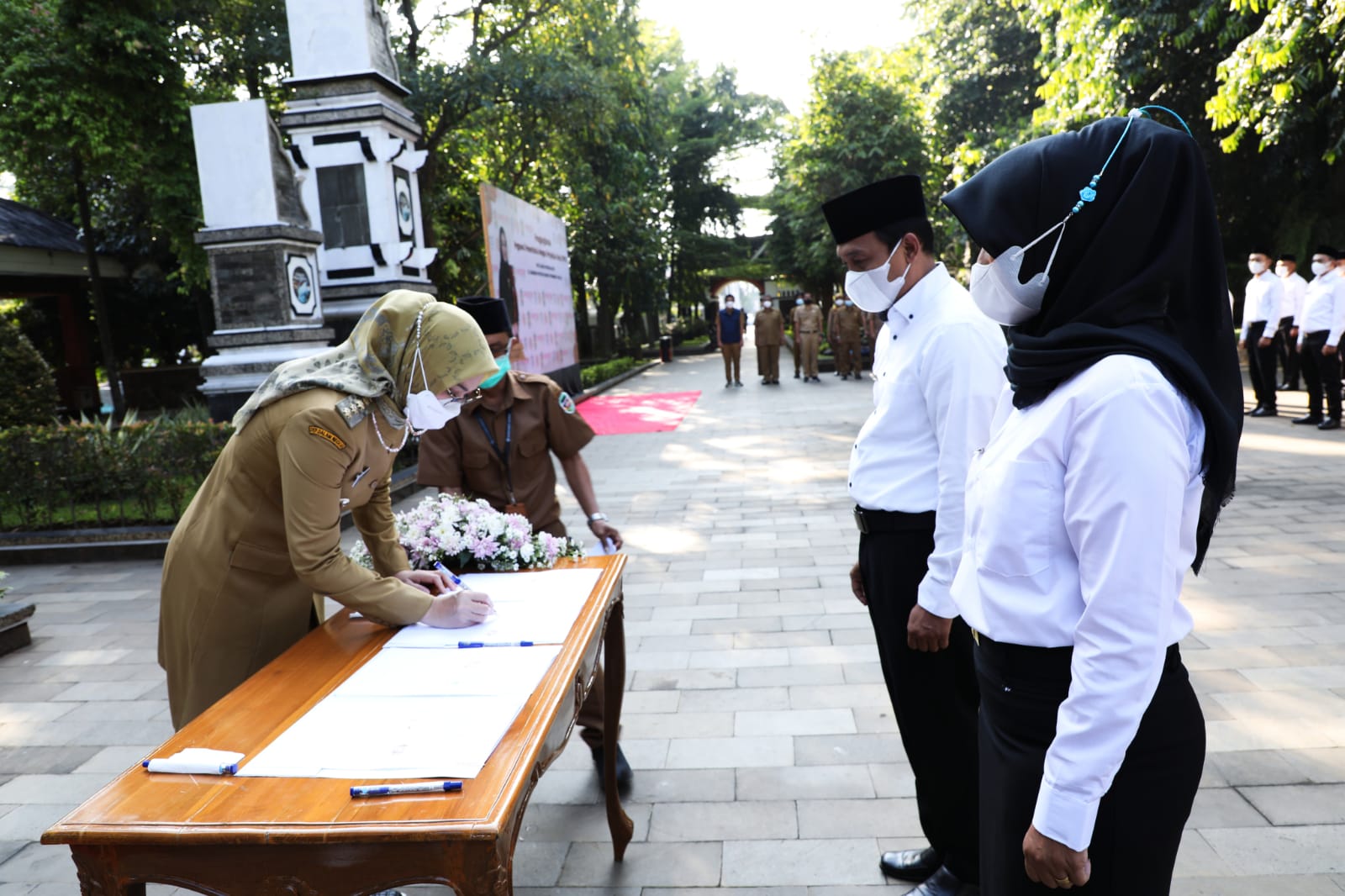 Tahap Pertama, Bupati Purwakarta Serahkan 49 SK PPPK