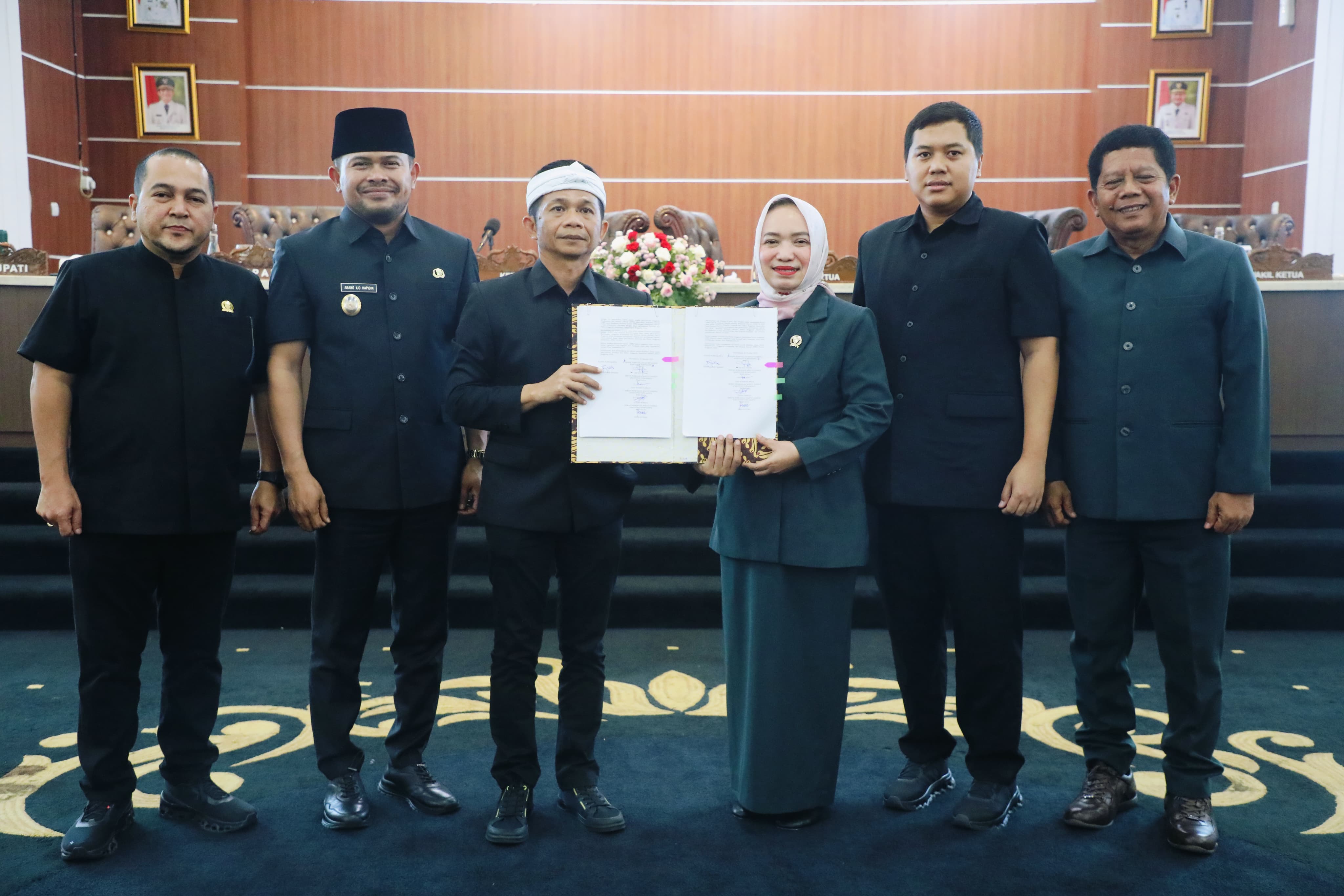 DPRD dan Bupati Purwakarta Sepakat Tandatangani Rancangan KUA-PPAS APBD TA 2026 Sebesar Rp2,4 Triliun