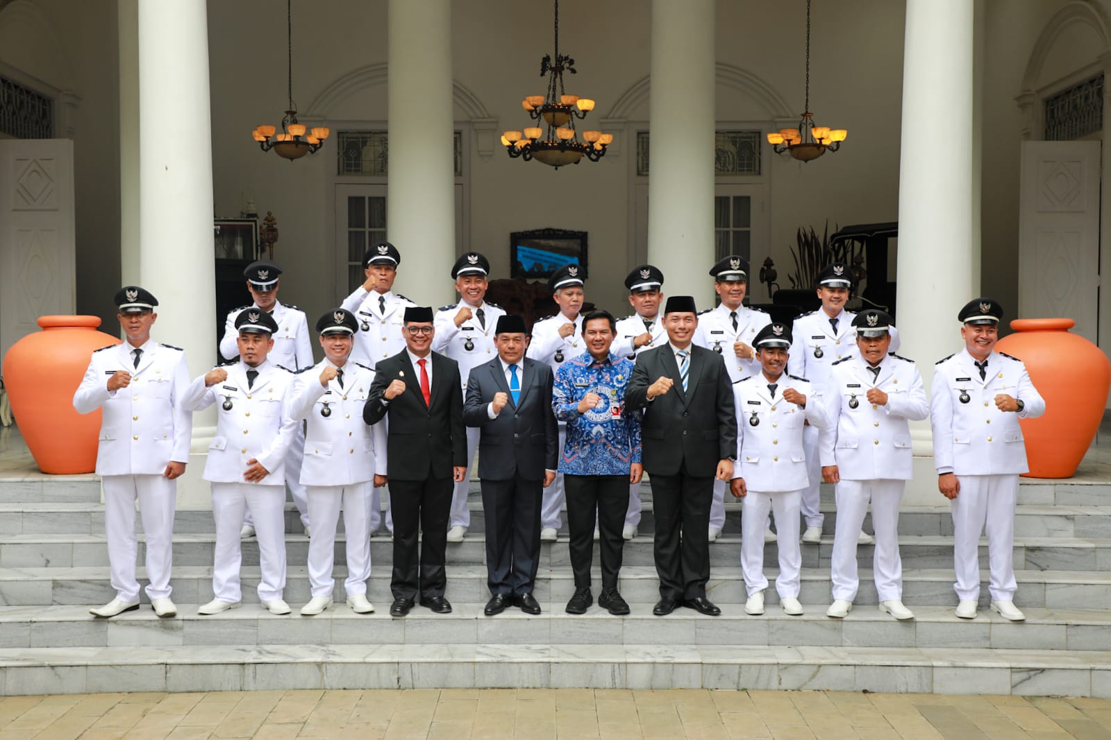 Penjabat Bupati Purwakarta Lantik 13 Kades Hasil Pilkades Serentak Gelombang Kedua Tahun 2023