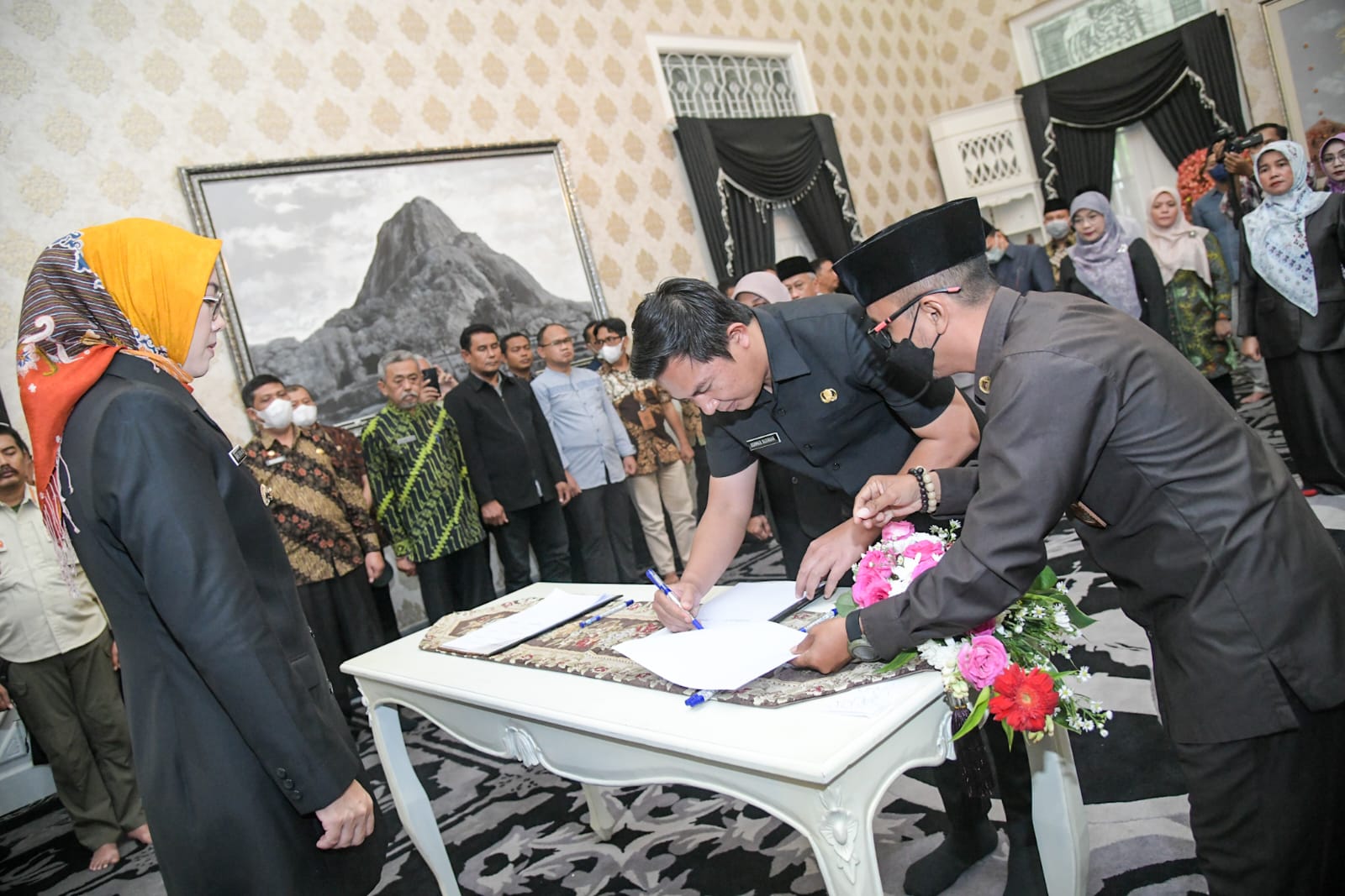 Bupati Purwakarta Lantik 19 Pejabat dilingkungan Pemkab Purwakarta.