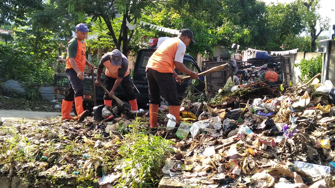 Pemkab Purwakarta dorong setiap desa memiliki pengelolaan sampah secara mandiri.   