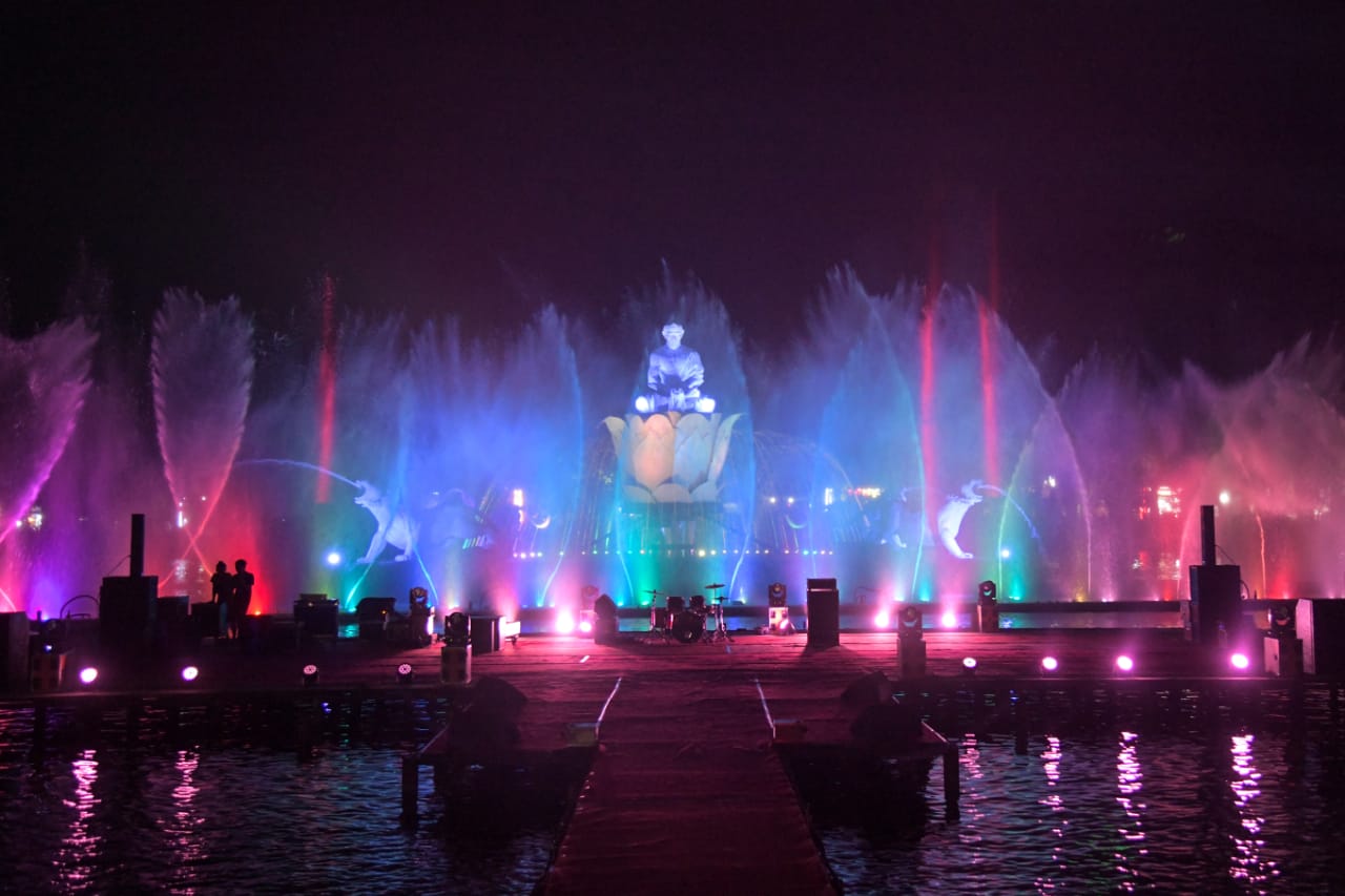 Atraksi Air Mancur Terbesar di Asia Tenggara Bisa Jaring Ribuan Wisatawan Ke Purwakarta