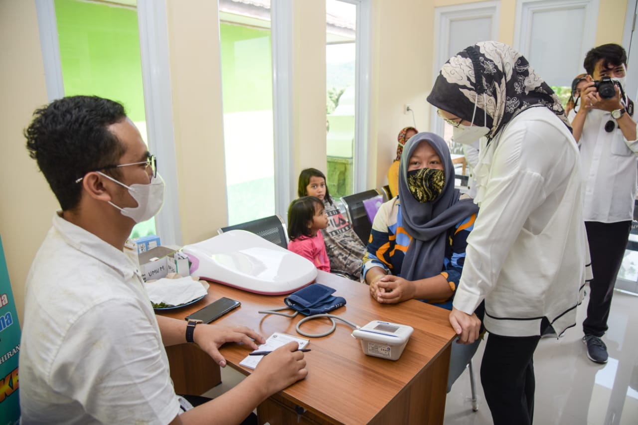 Layanan KB MKJP di Saung Ambu