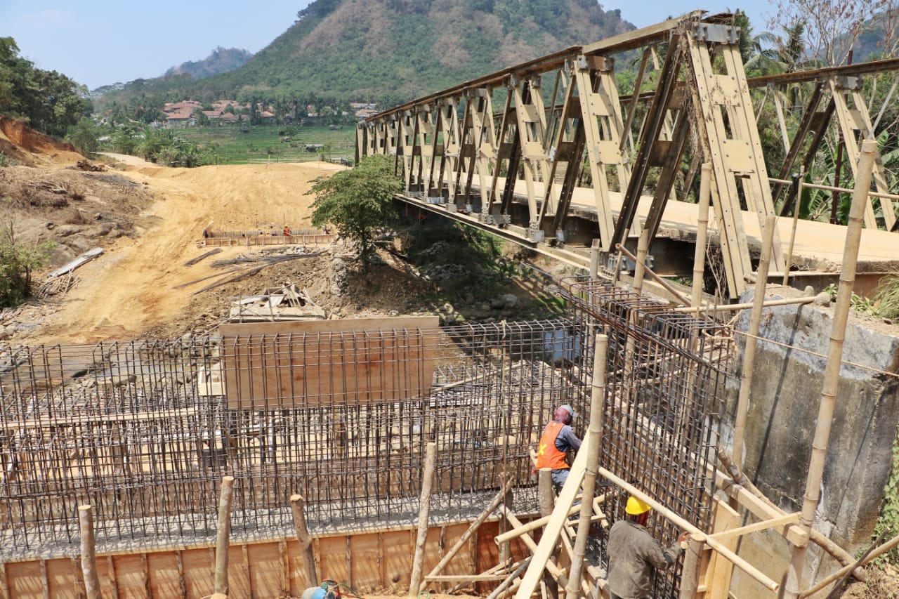 Pemkab Purwakarta Kebut Pembangunan Jembatan Ciririp