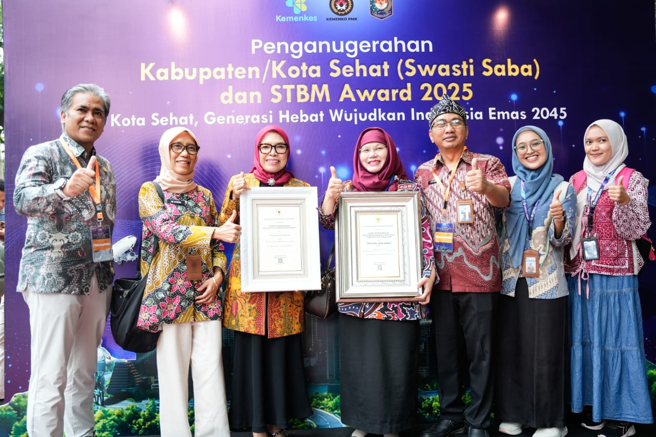 Purwakarta Raih Penghargaan Ganda Tingkat Nasional dalam Bidang Kesehatan Lingkungan